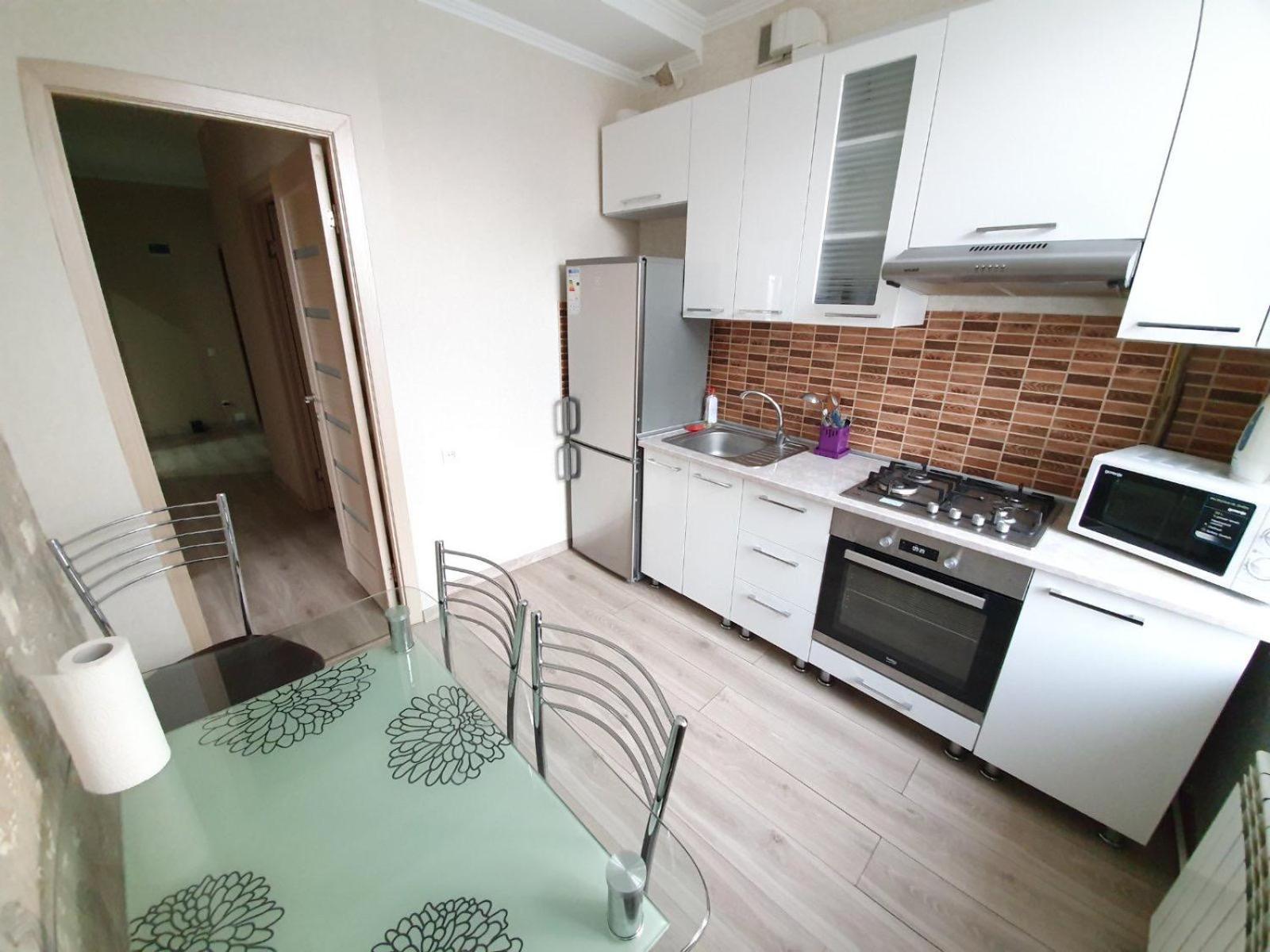 Tourist Home At Stefan Cel Mare With 2 Rooms Chisináu Exterior foto